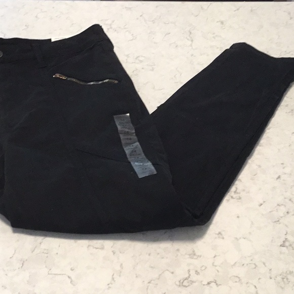 American Eagle Outfitters Black jogging crop 14 - Picture 10 of 10